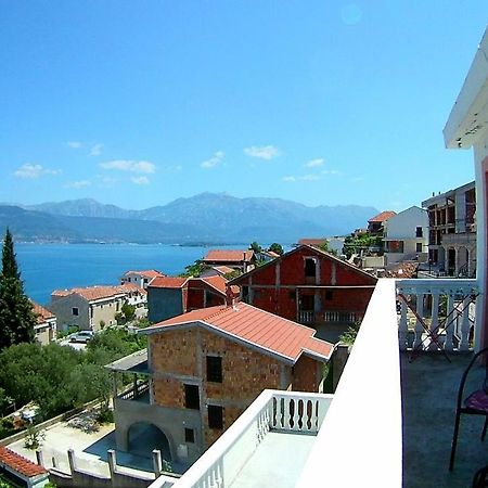 Apartments Ceca Tivat Zewnętrze zdjęcie