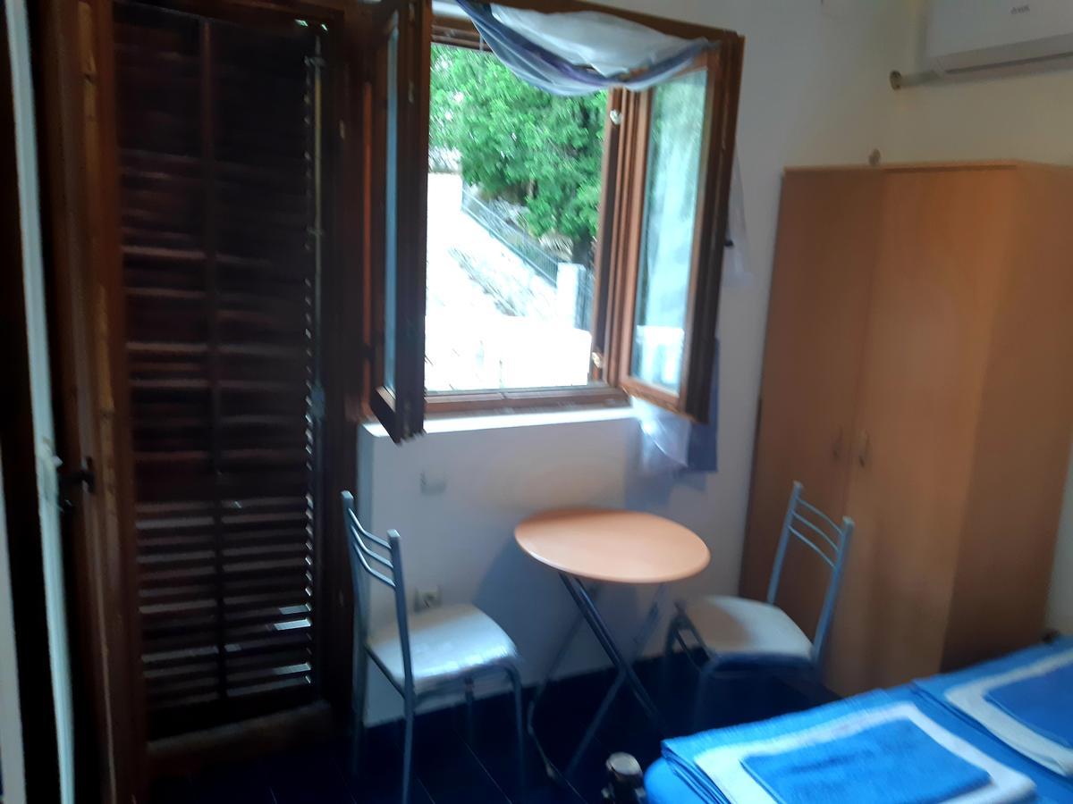 Apartments Ceca Tivat Zewnętrze zdjęcie