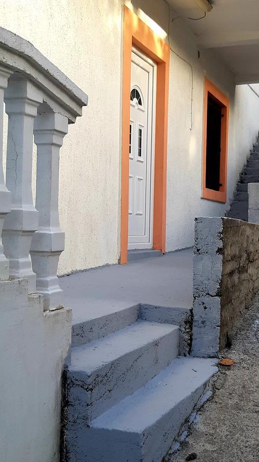 Apartments Ceca Tivat Zewnętrze zdjęcie
