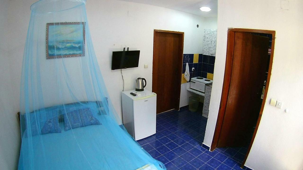 Apartments Ceca Tivat Zewnętrze zdjęcie