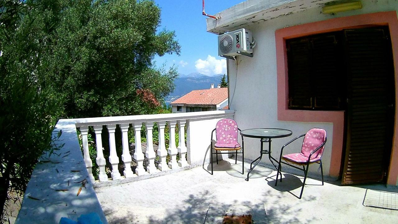 Apartments Ceca Tivat Zewnętrze zdjęcie