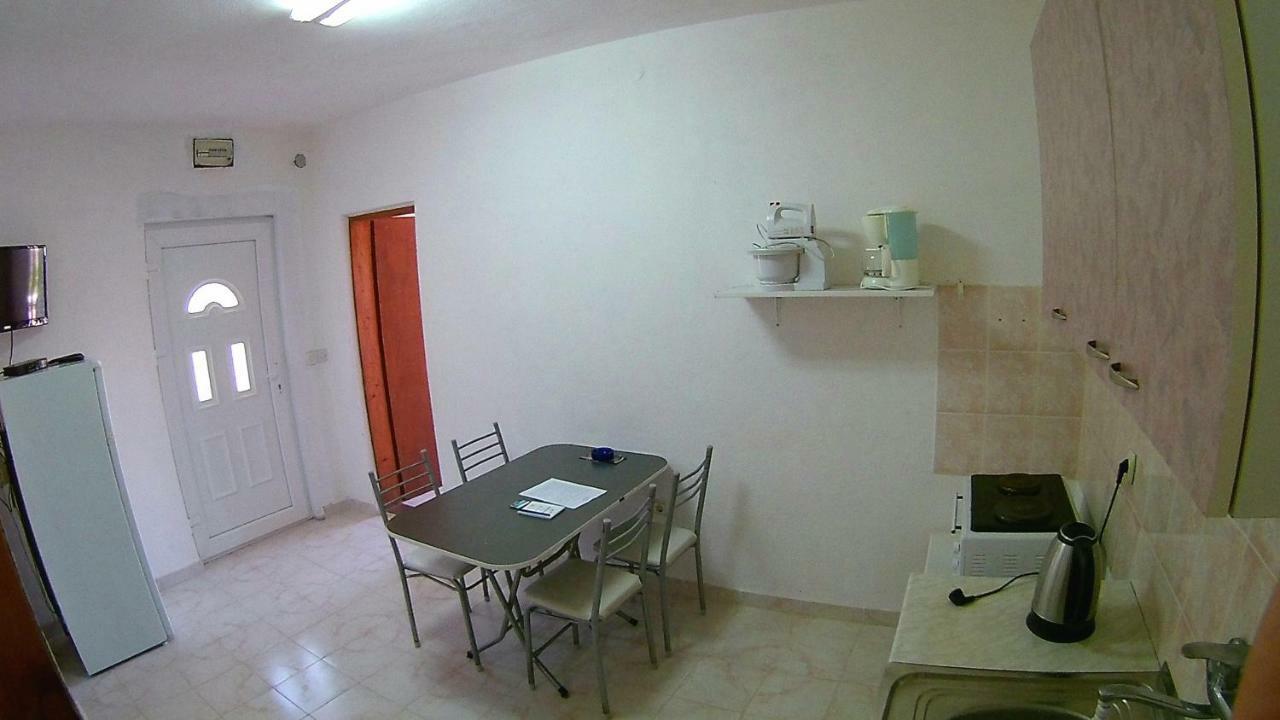 Apartments Ceca Tivat Zewnętrze zdjęcie