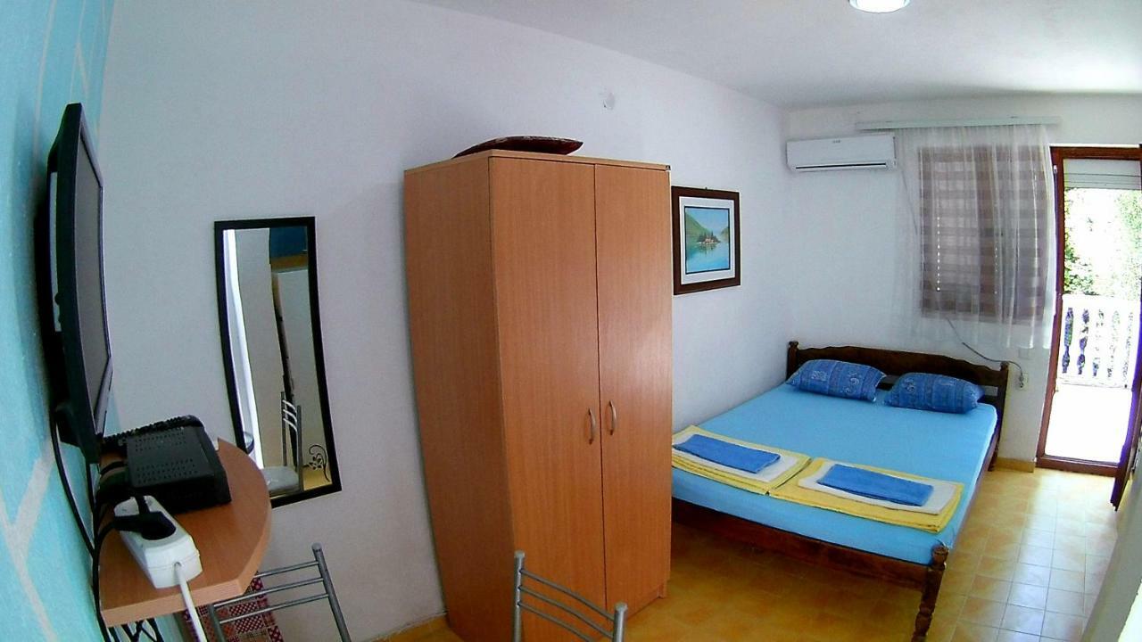 Apartments Ceca Tivat Zewnętrze zdjęcie