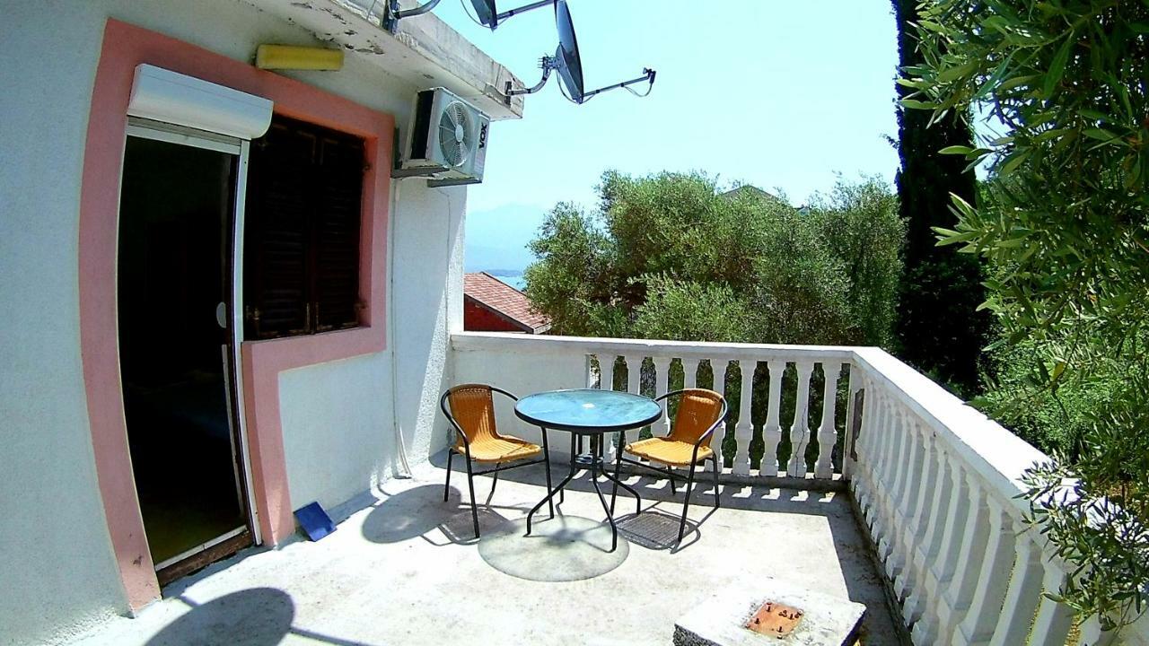 Apartments Ceca Tivat Zewnętrze zdjęcie